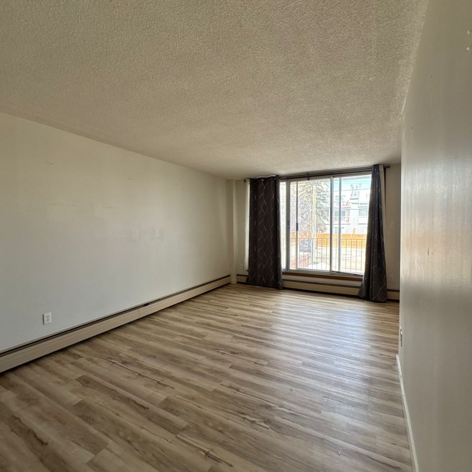 2024 35 Ave Sw #1A - Photo 7 of 11