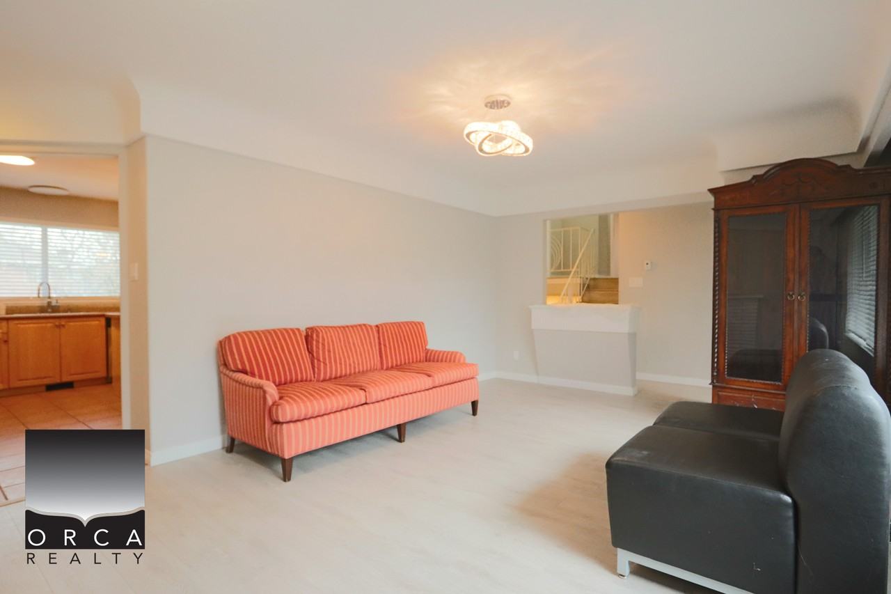 10291 Caithcart Rd - Photo 4 of 23