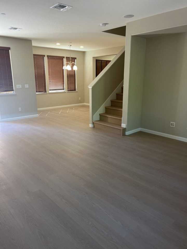 134 Barnhill Dr #1 - Photo 3 of 21