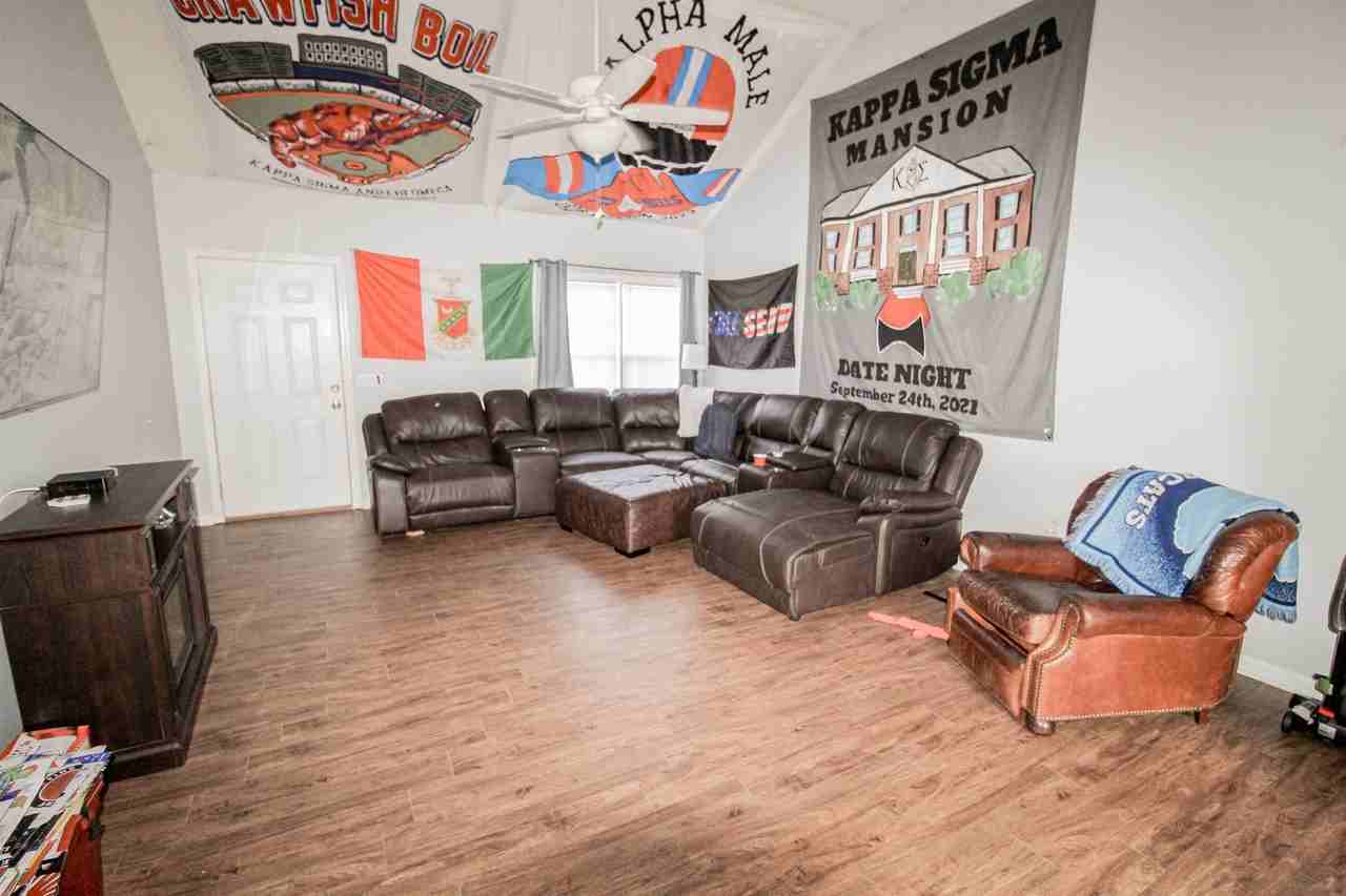 2203 Gretels Hunt #1 - Photo 2 of 14