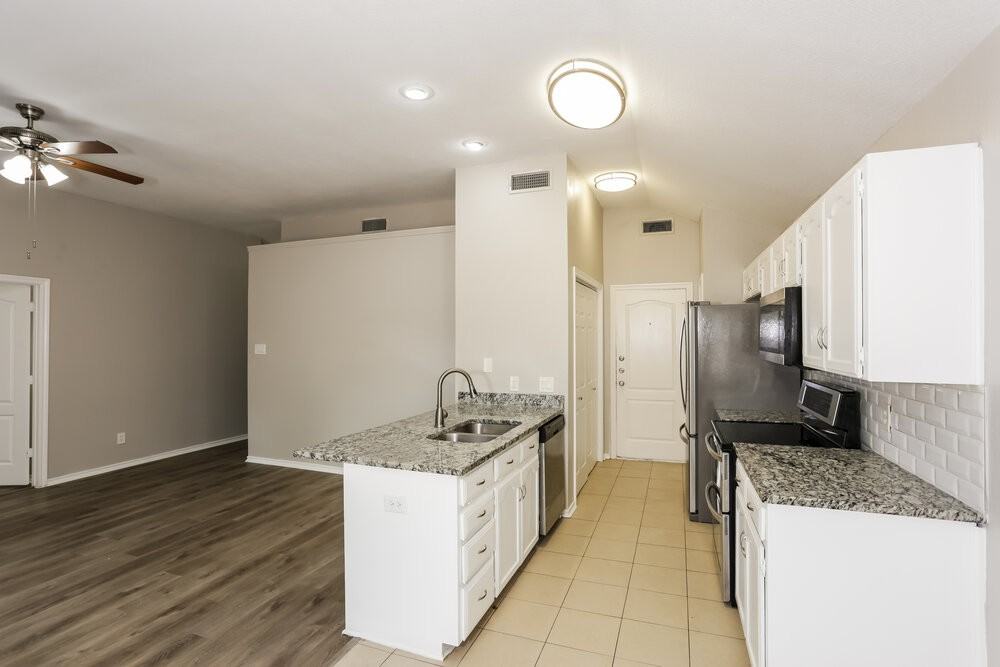 6841 Black Wing Dr - Photo 7 of 16