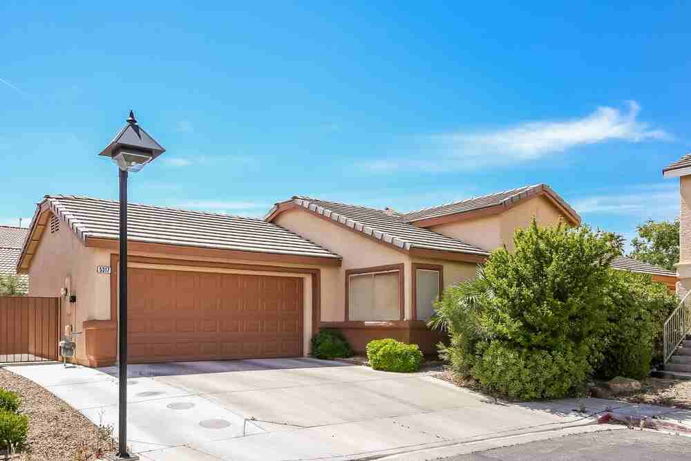 5317 Creeping Ivy Ct