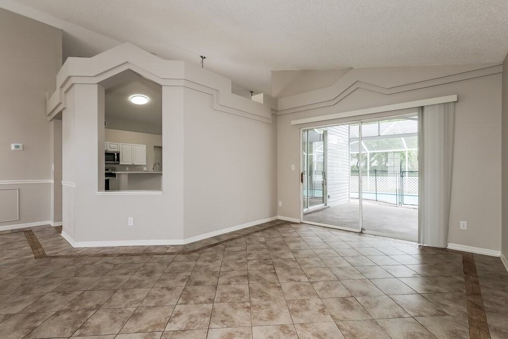 3322 Silverpond Dr - Photo 3 of 16