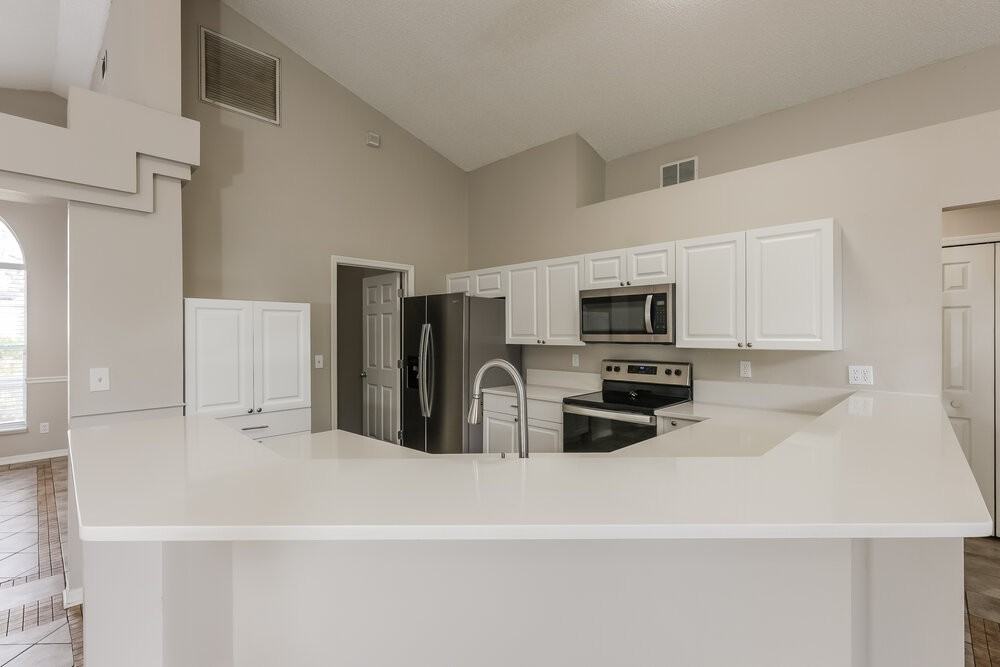 3322 Silverpond Dr - Photo 7 of 16