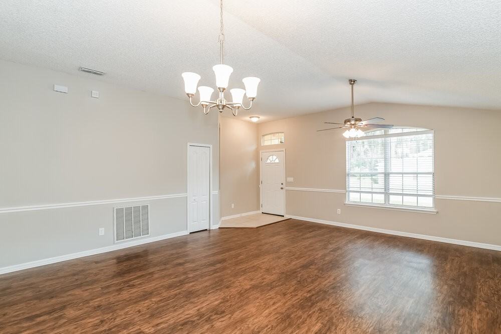 295 Turtle Dove Dr - Photo 3 of 15