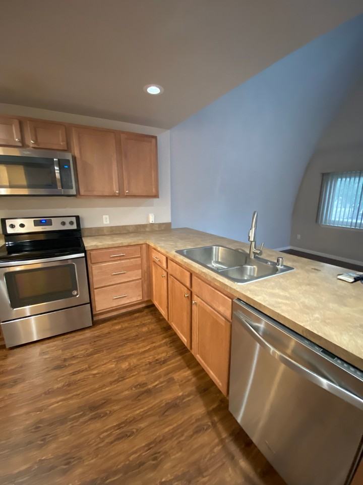 Hemlock (new) - 135 #135 - Photo 7 of 18