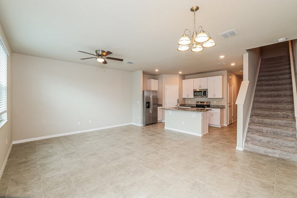 3510 Joshua Tree St - Photo 6 of 17