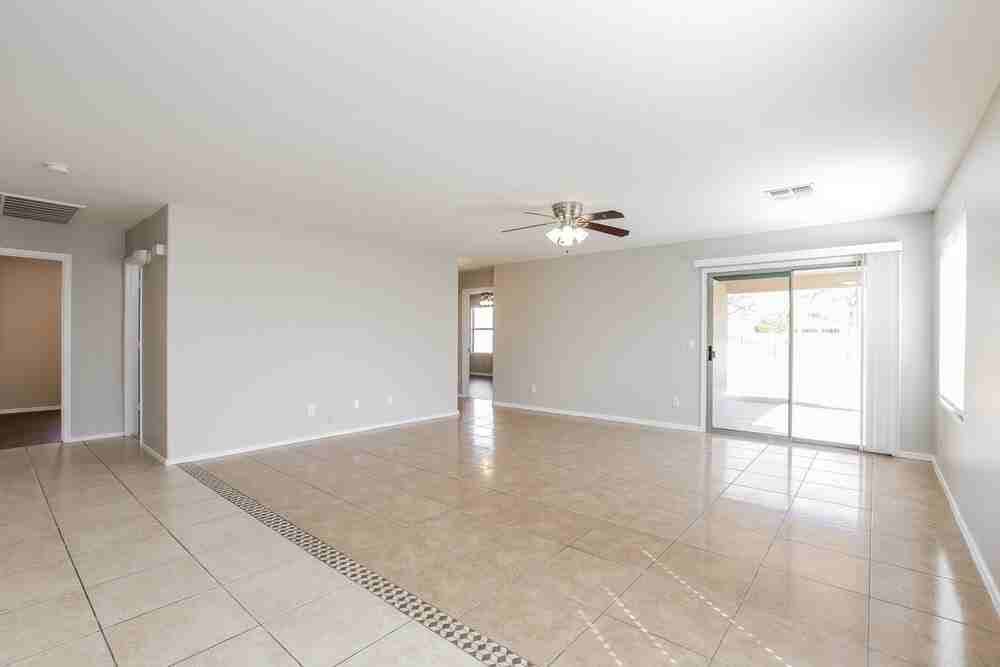 4332 W Alta Vista Rd - Photo 4 of 16