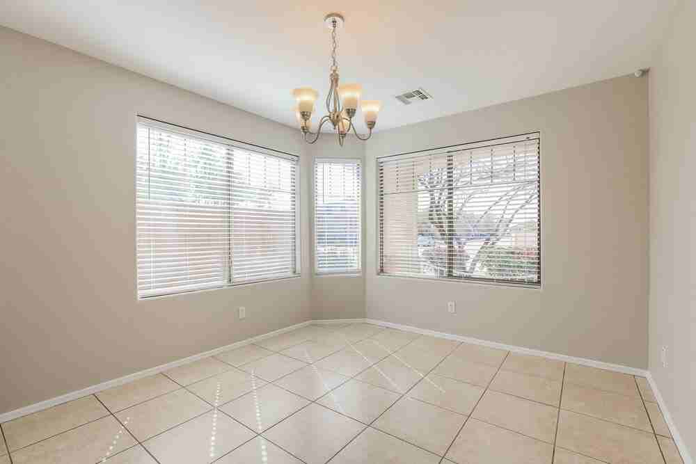 4332 W Alta Vista Rd - Photo 5 of 16