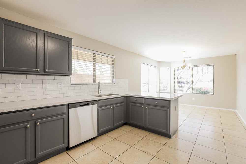 4332 W Alta Vista Rd - Photo 6 of 16