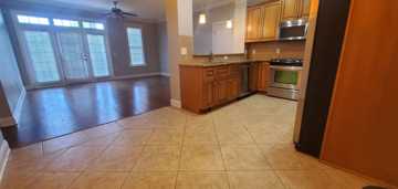 featured image of 238 E Lewis St