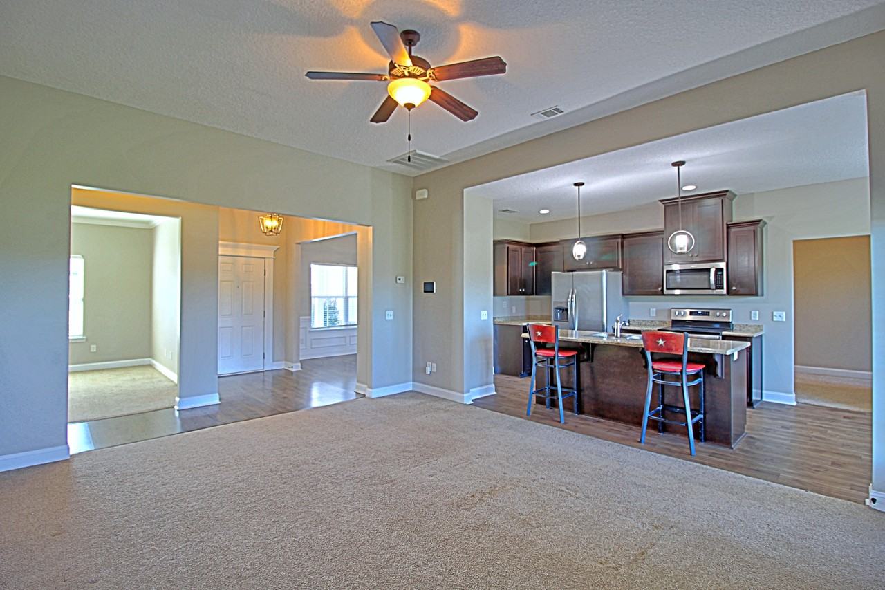 582 Burke Dr #1 - Photo 4 of 38