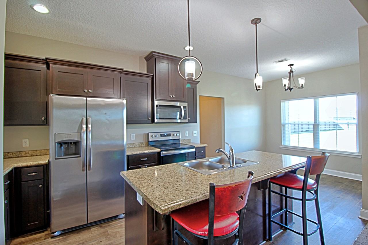 582 Burke Dr #1 - Photo 7 of 38