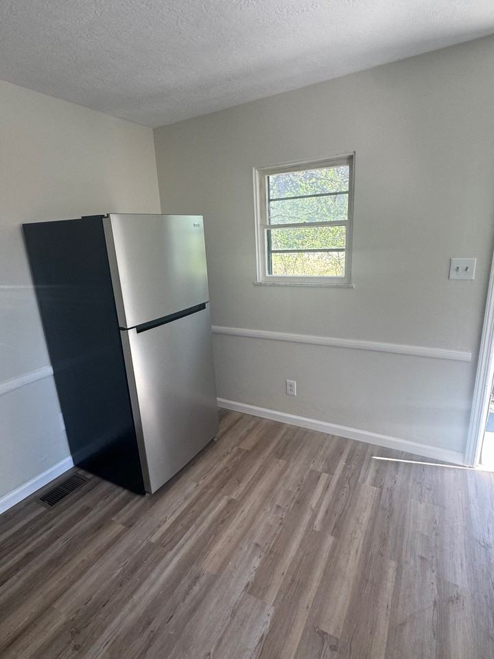 6440 Dean St #1 - Photo 6 of 15