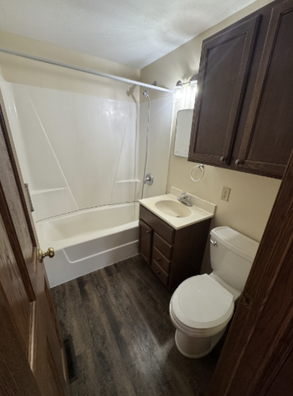 The Preston- 1200 Avenue G #1 - Photo 4 of 7