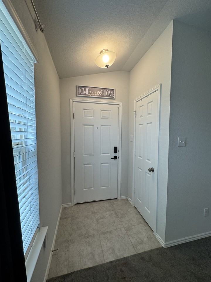 8506 Stonehollow Dr #1 - Photo 2 of 25