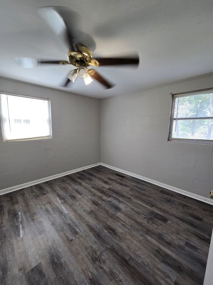 305 Blyth Rd #1 - Photo 2 of 7