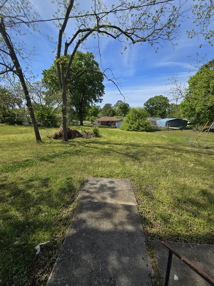 305 Blyth Rd #1 - Photo 6 of 7