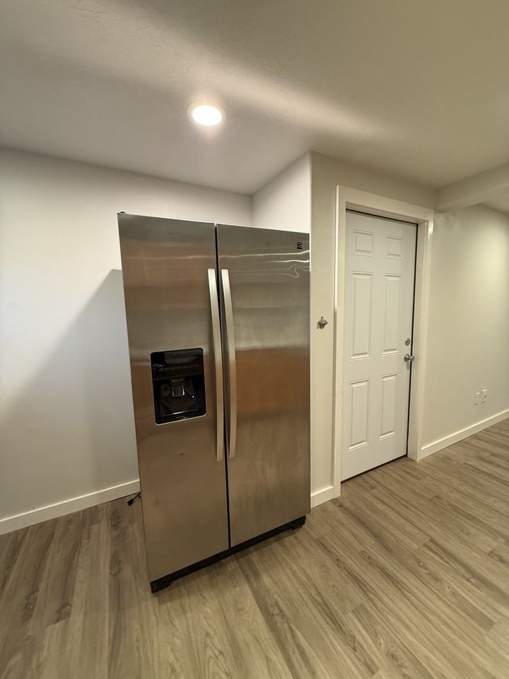 10512 Se Rex St #1 - Photo 4 of 10