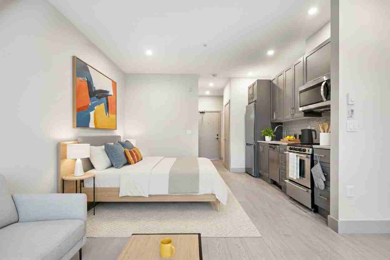 45547 Apartment - Photo 7 of 19