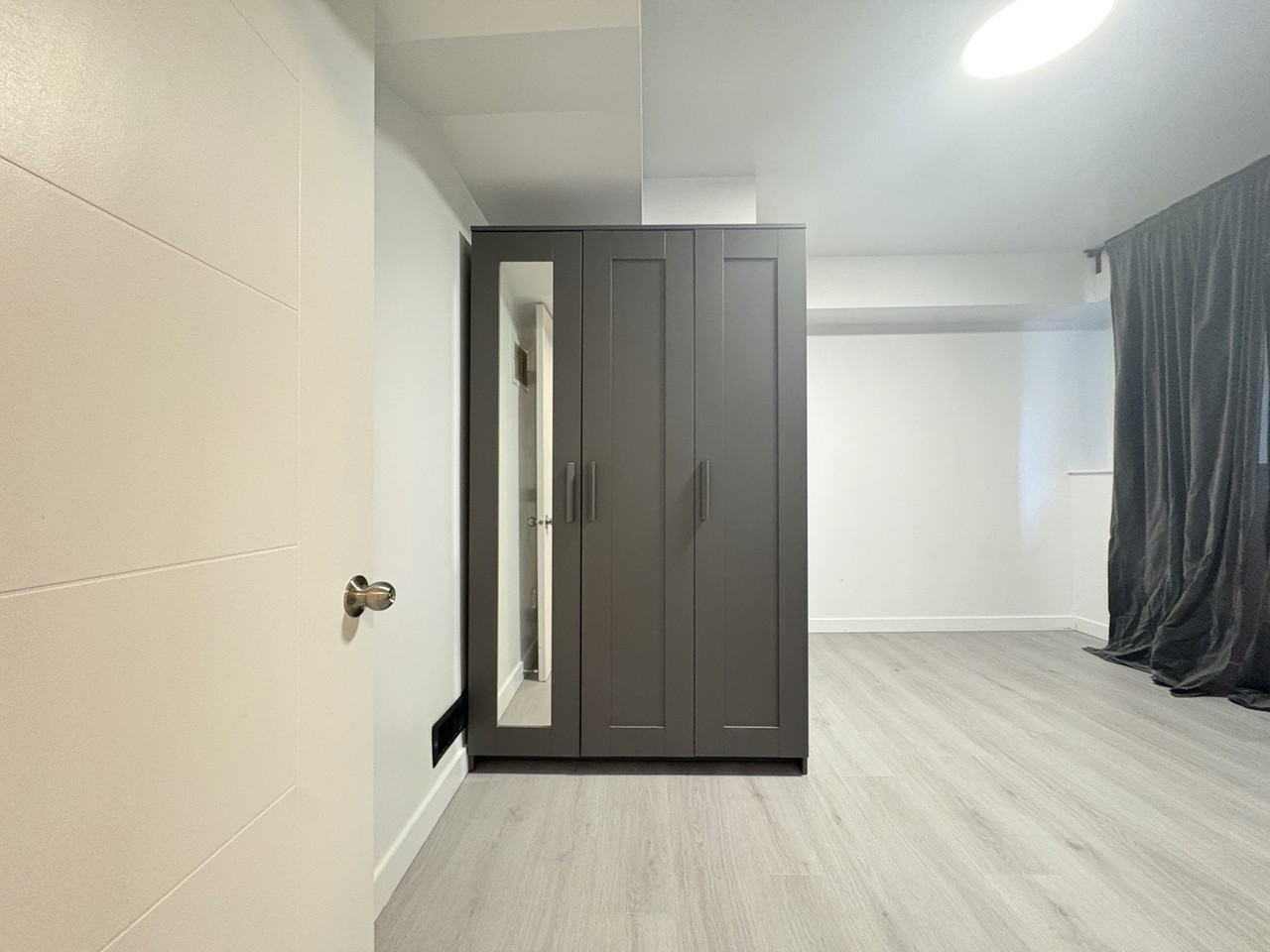 4876 Earles St Ground Fl #GL - Photo 3 of 7