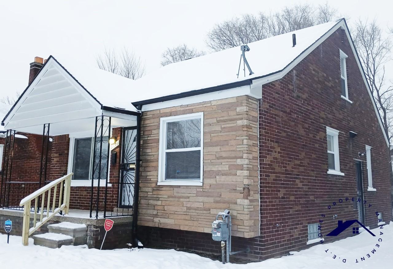 11074 Kennebec St #1 - Photo 3 of 27