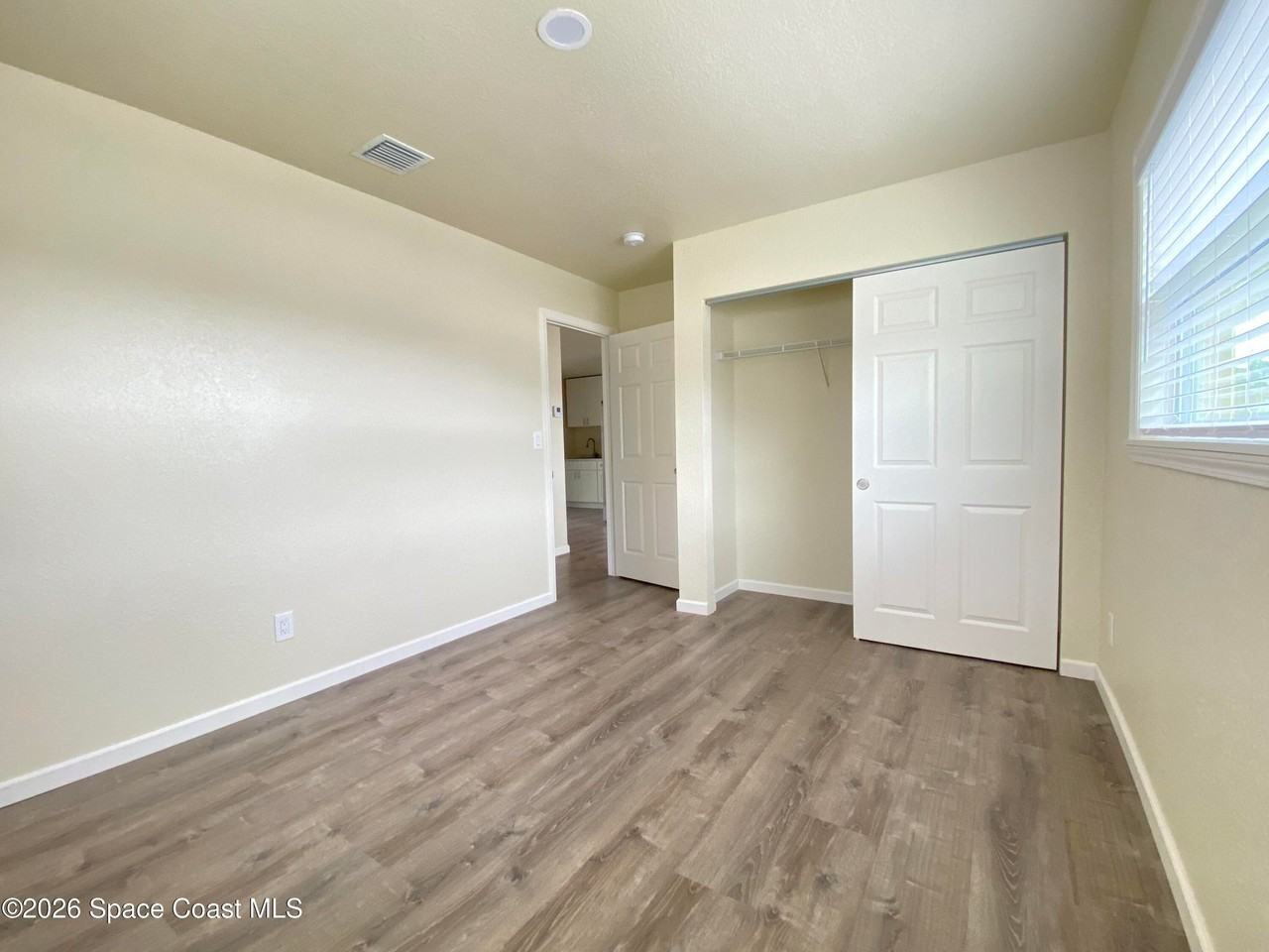 105 Lagrange Ave #1 - Photo 4 of 8