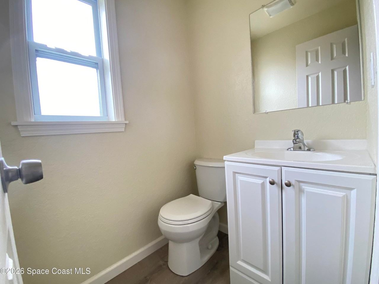 105 Lagrange Ave #1 - Photo 6 of 8