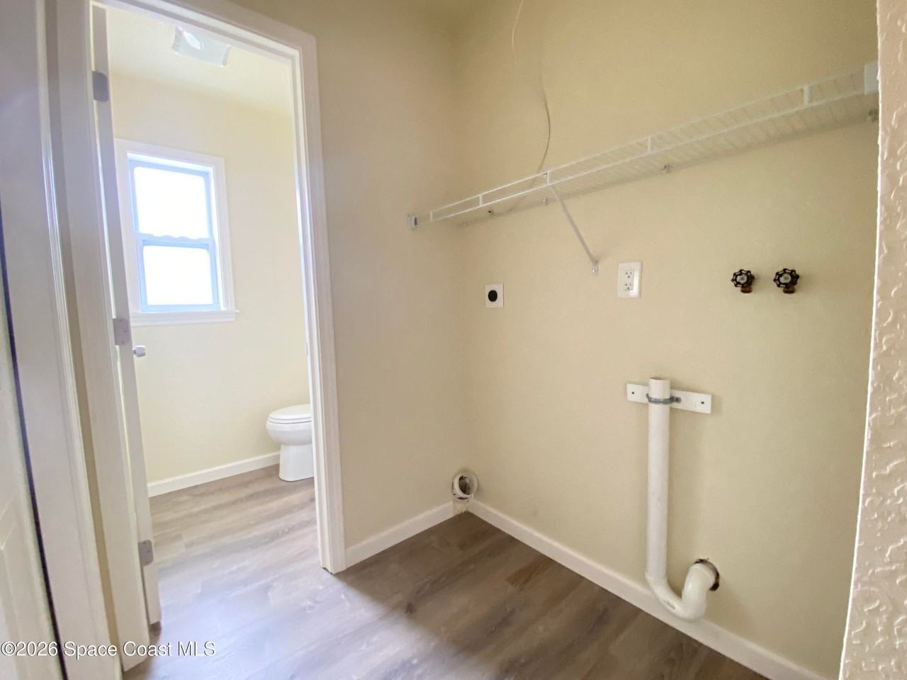 105 Lagrange Ave #1 - Photo 7 of 8