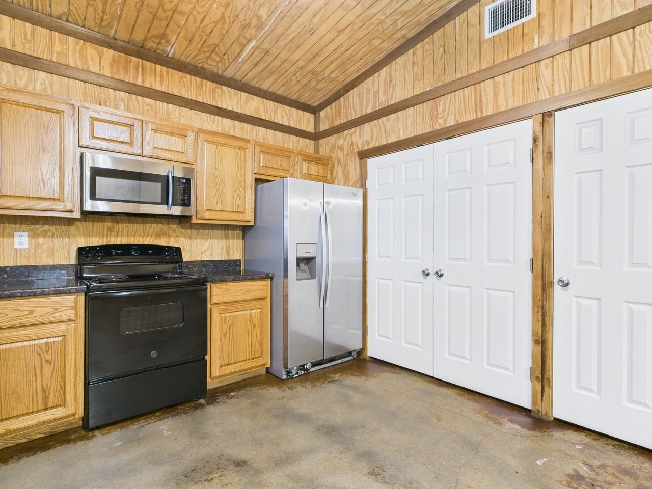 5822 Leonard Rd #1 - Photo 5 of 24