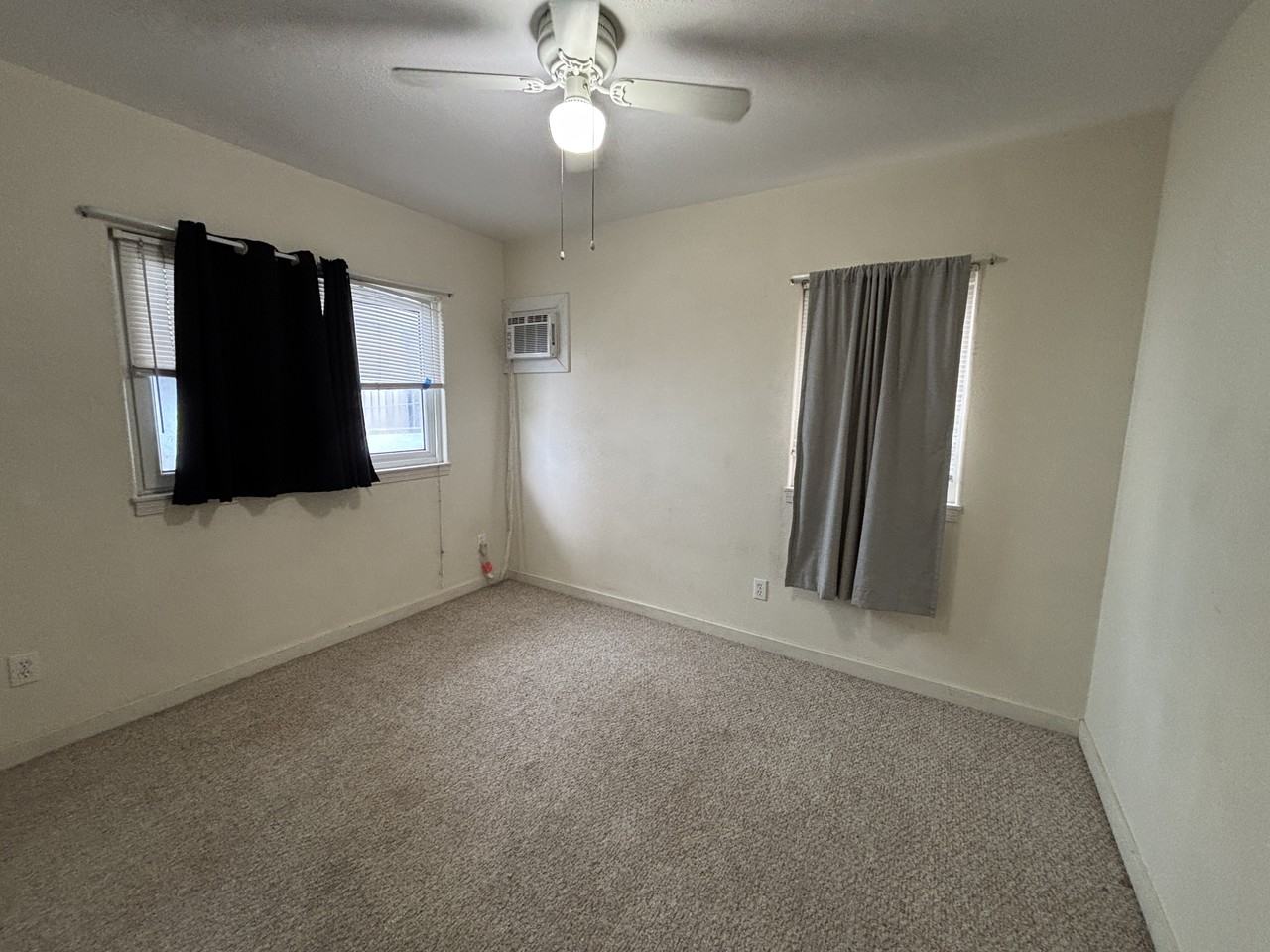 734 Palani Ave #A - Photo 3 of 6