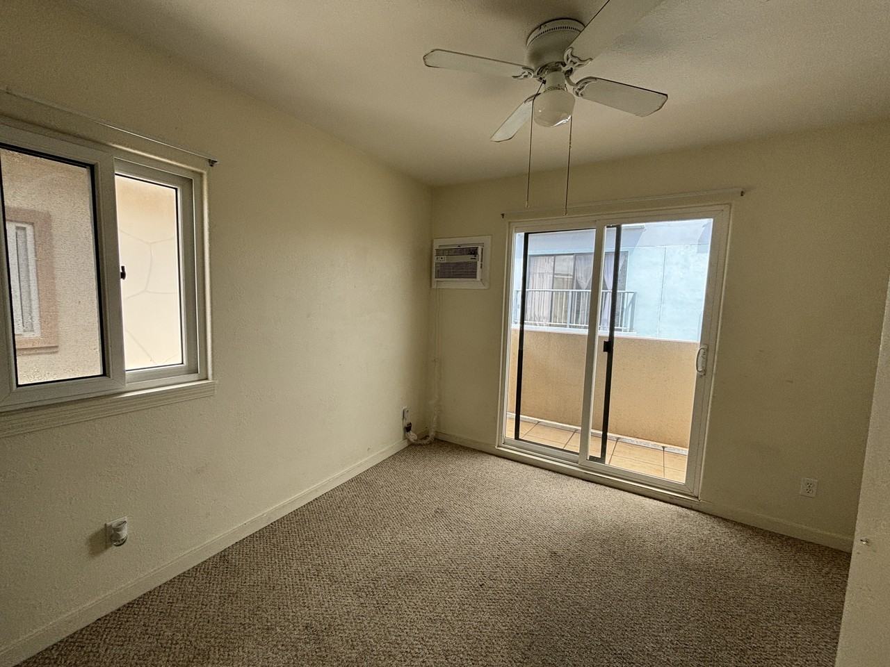 734 Palani Ave #B - Photo 5 of 9