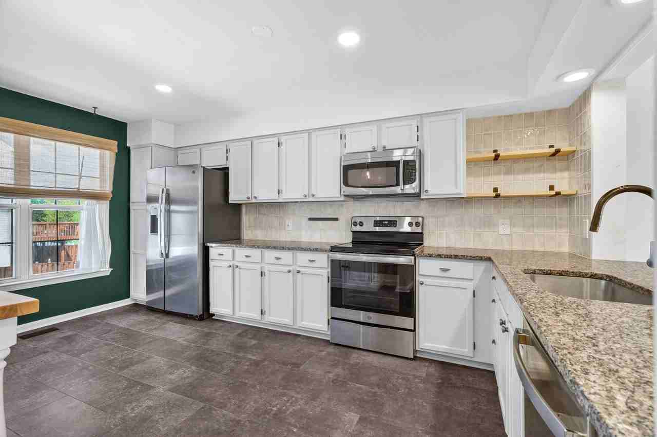 7123 Gresham Court West - 1 #1 - Photo 4 of 20