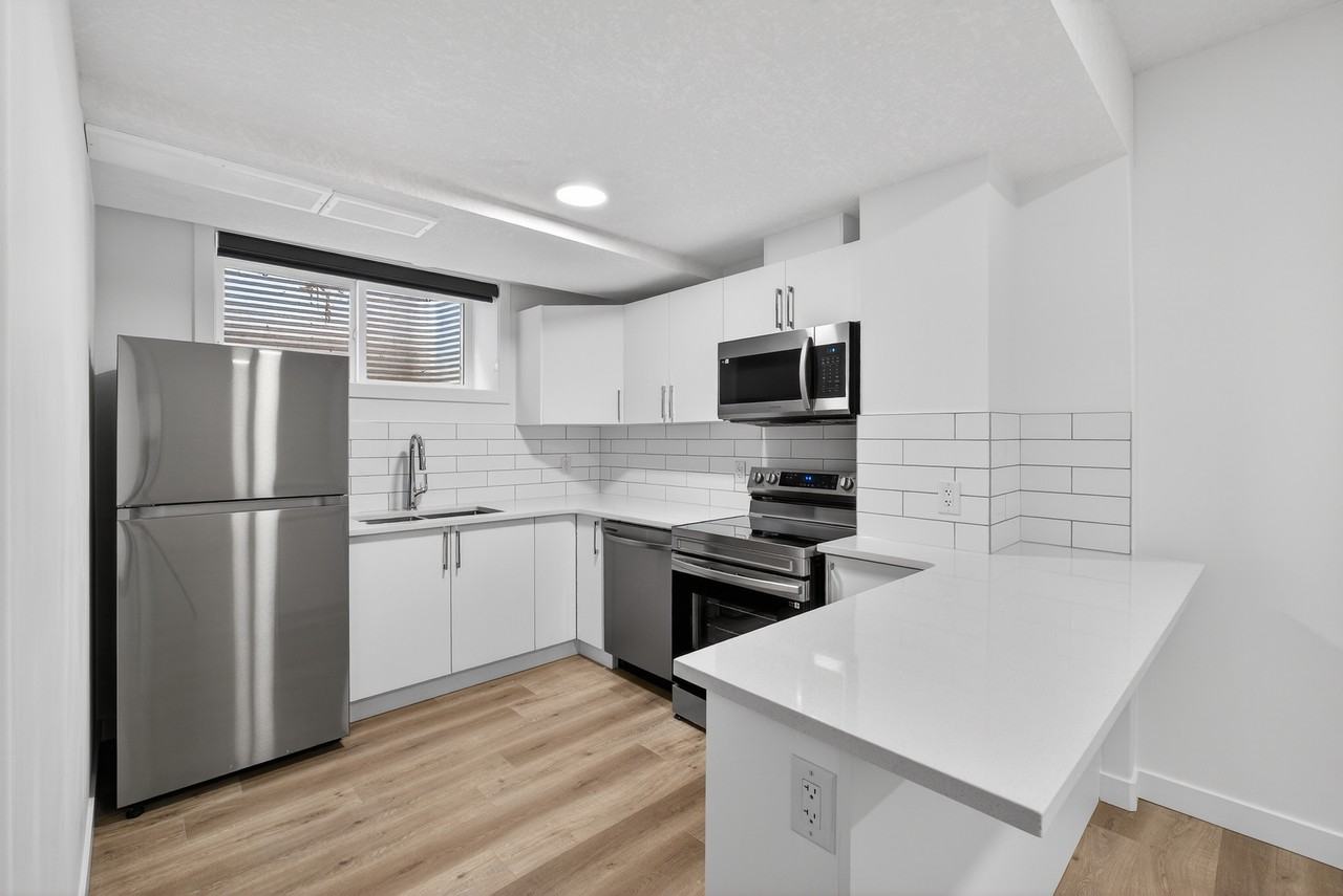 28 Renwyck Pl Bsmt #BS - Photo 2 of 11