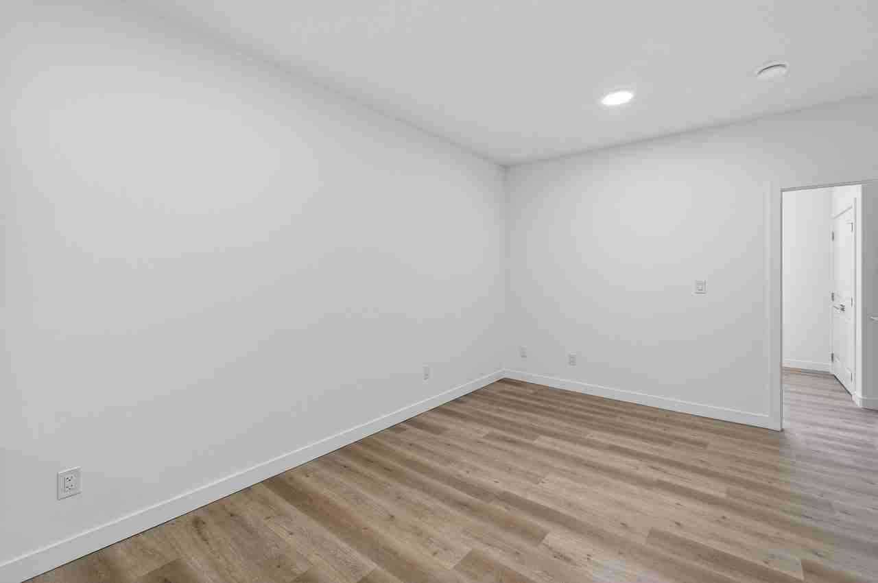 28 Renwyck Pl Bsmt #BS - Photo 4 of 11