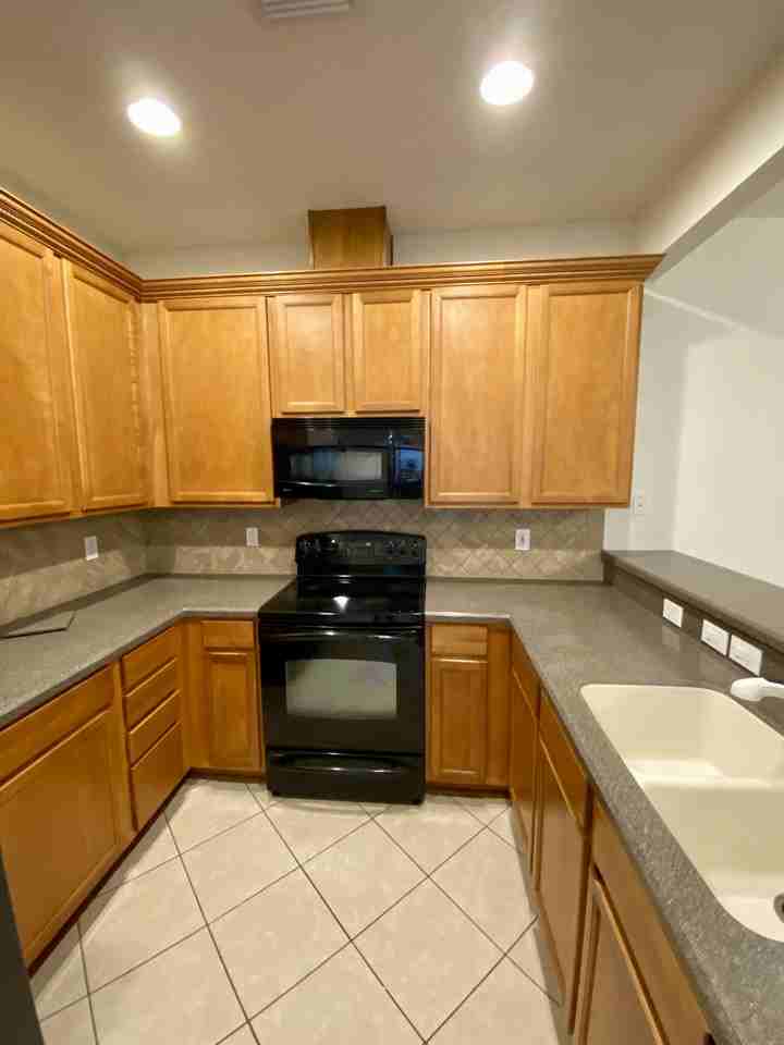 12988 Spring Rain Rd #1 - Photo 4 of 38