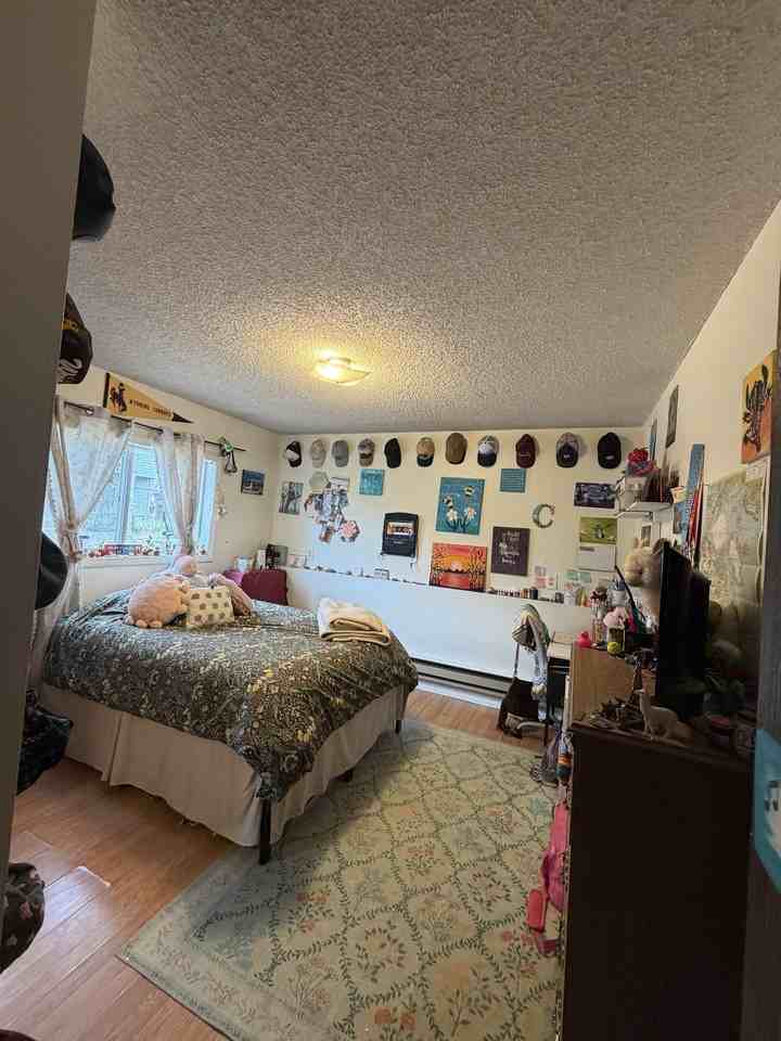 1672 Wyoming Ave #A - Photo 7 of 9