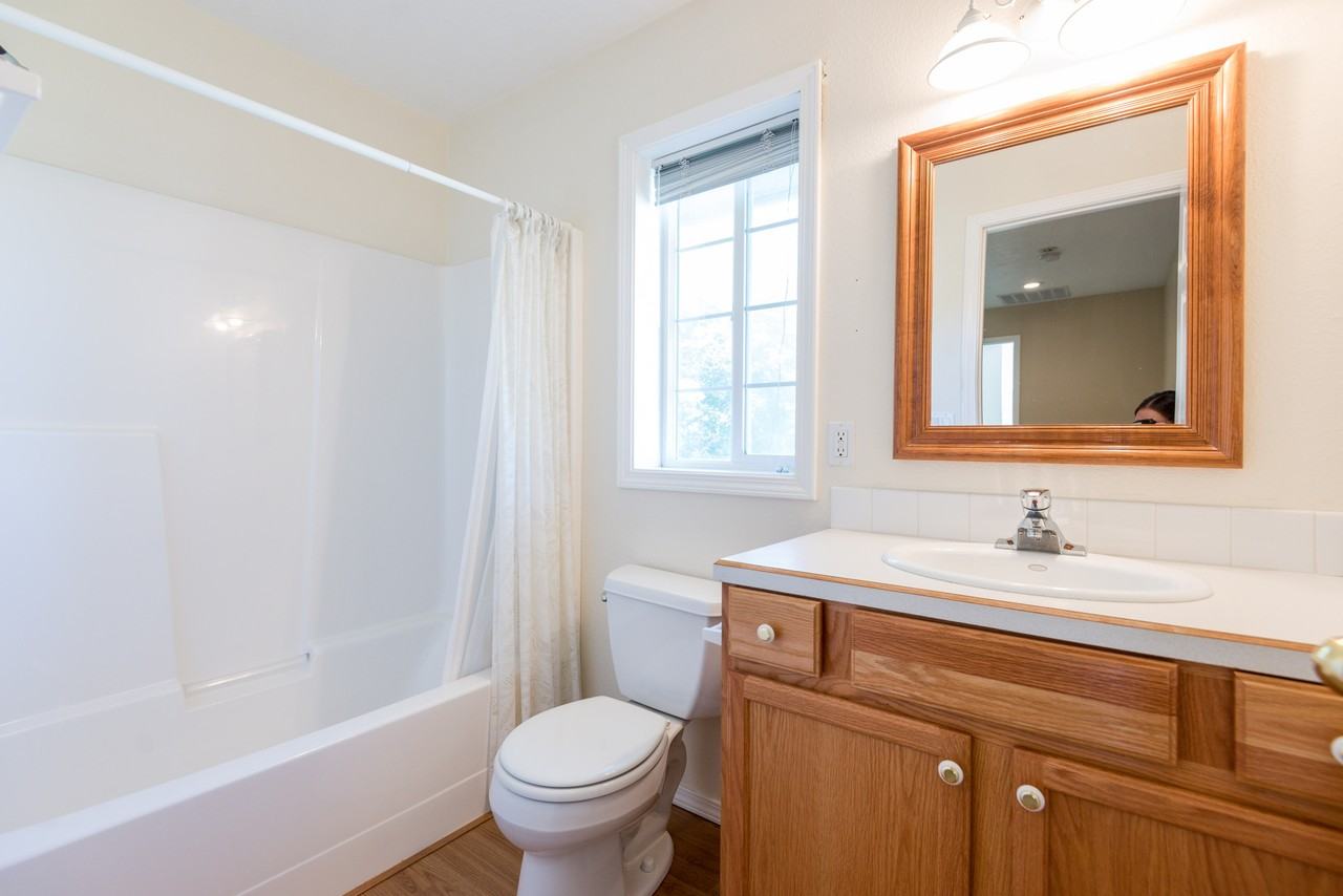 2509 Applewood Ave #1 - Photo 3 of 15