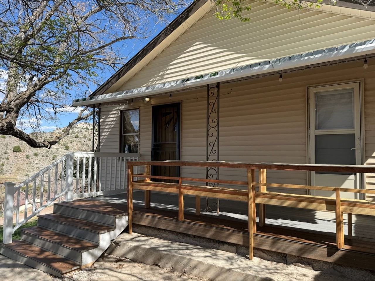 853 Main St - Photo 2 of 20