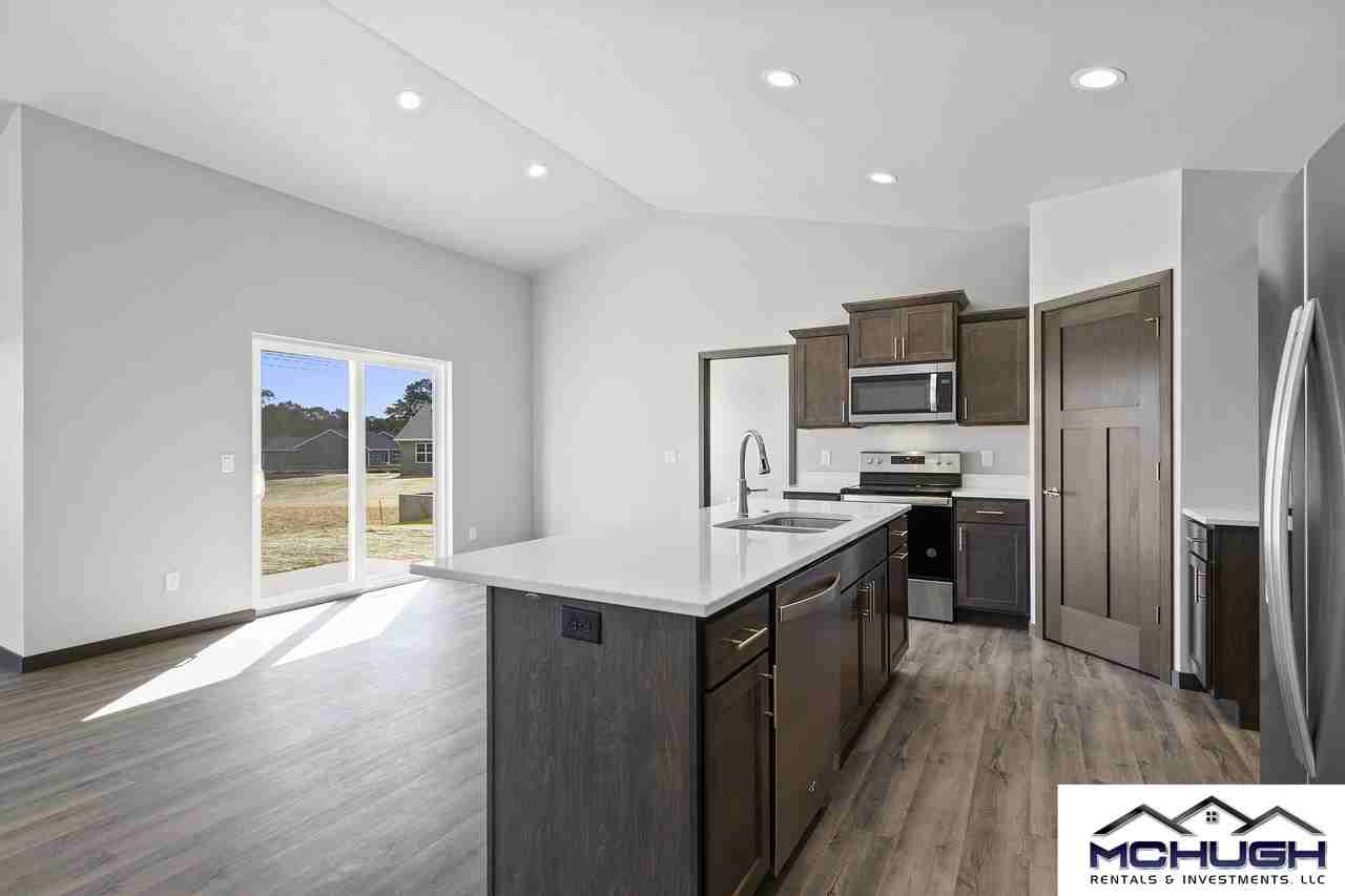 1708 Patriot Way #1 - Photo 2 of 18