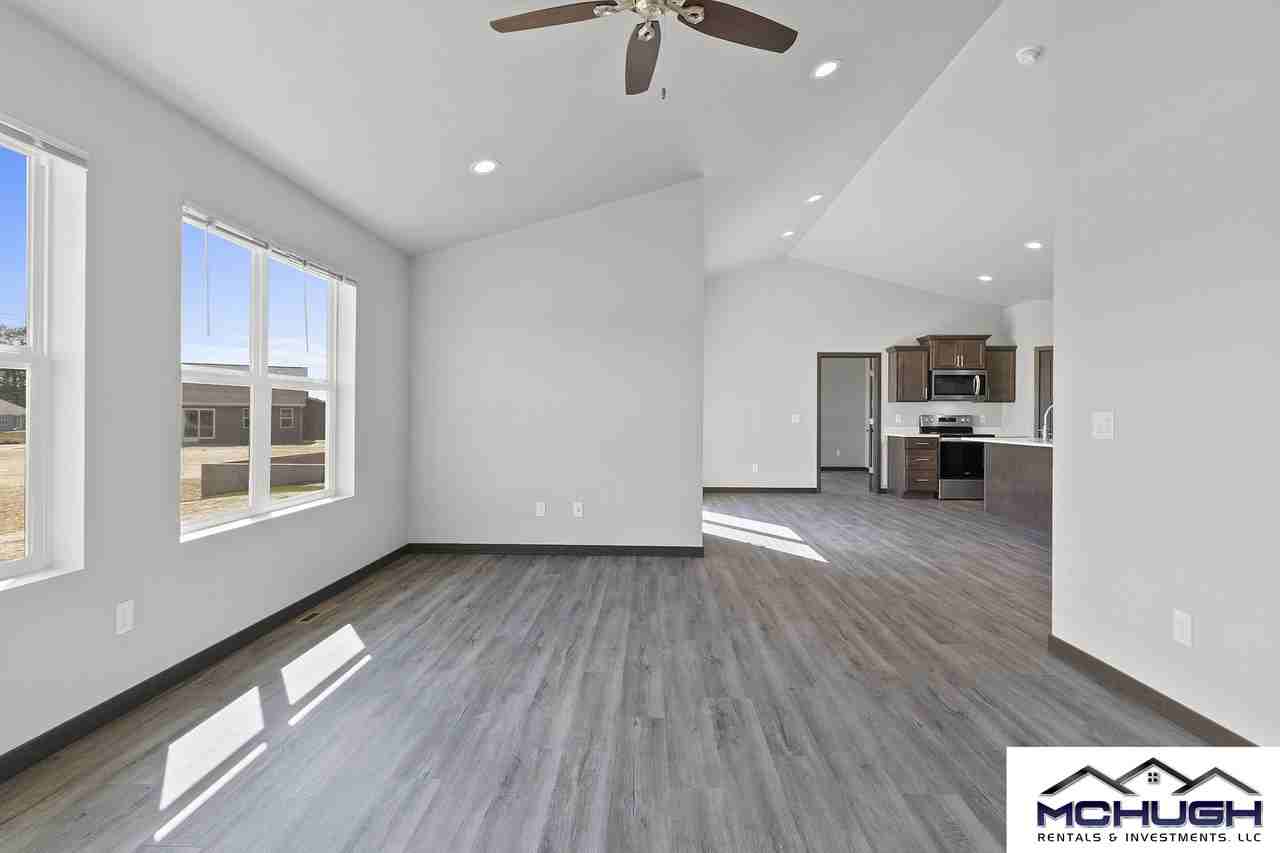 1708 Patriot Way #1 - Photo 4 of 18