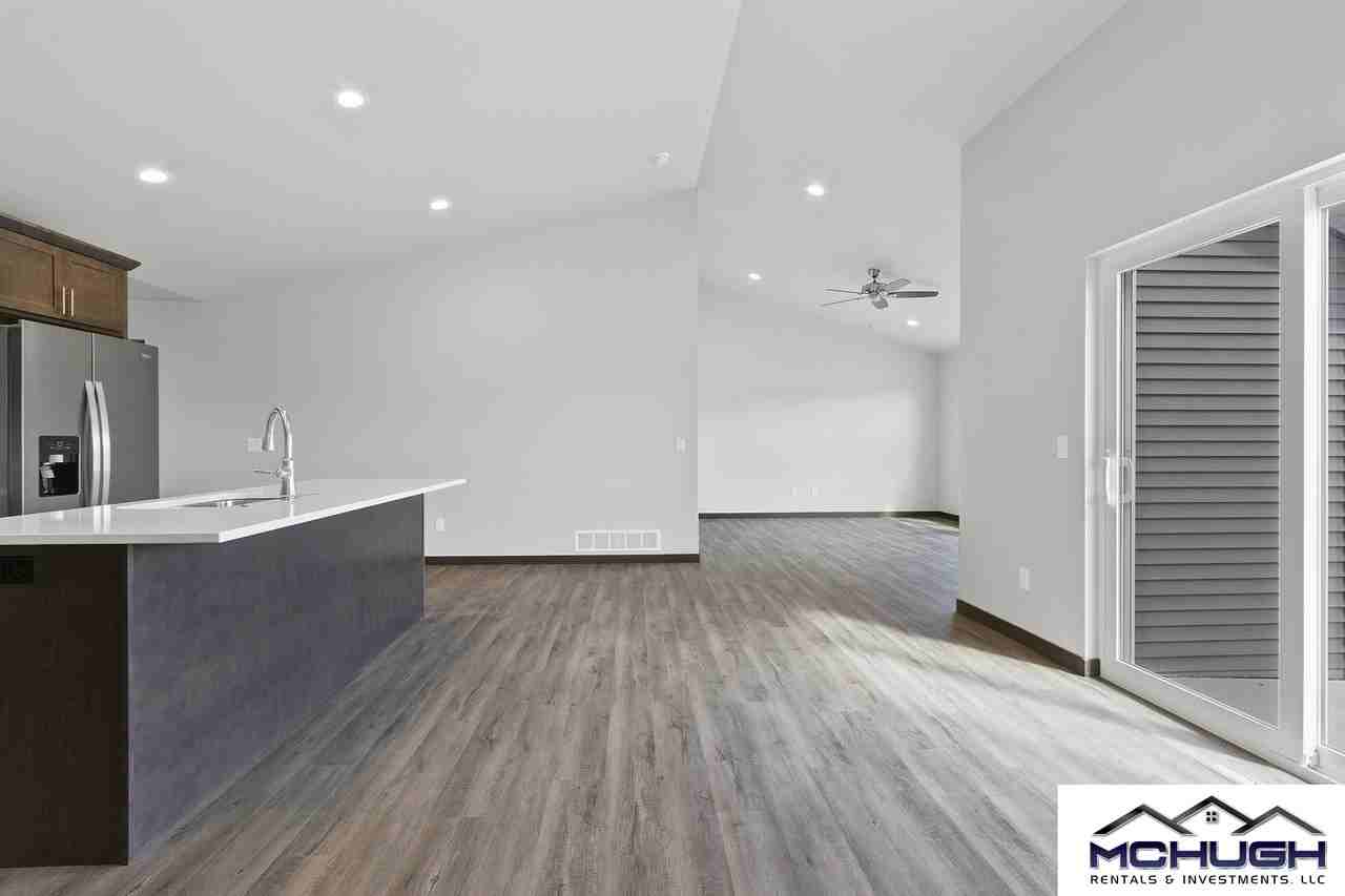 1708 Patriot Way #1 - Photo 5 of 18