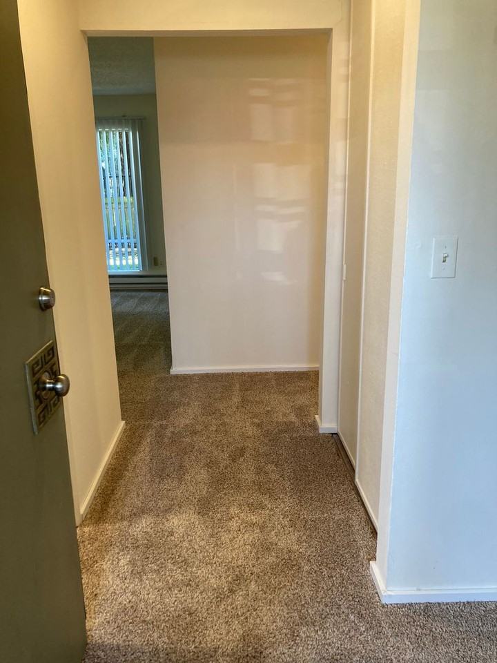 Sou'Wester Apartments - Photo 3 of 30