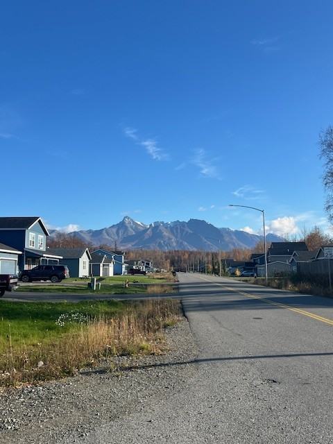 1423 E Hidden Ranch Loop #1 - Photo 3 of 17