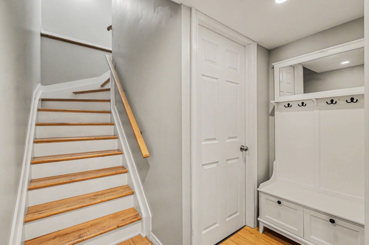 170 Anna Ave #1 - Photo 2 of 14