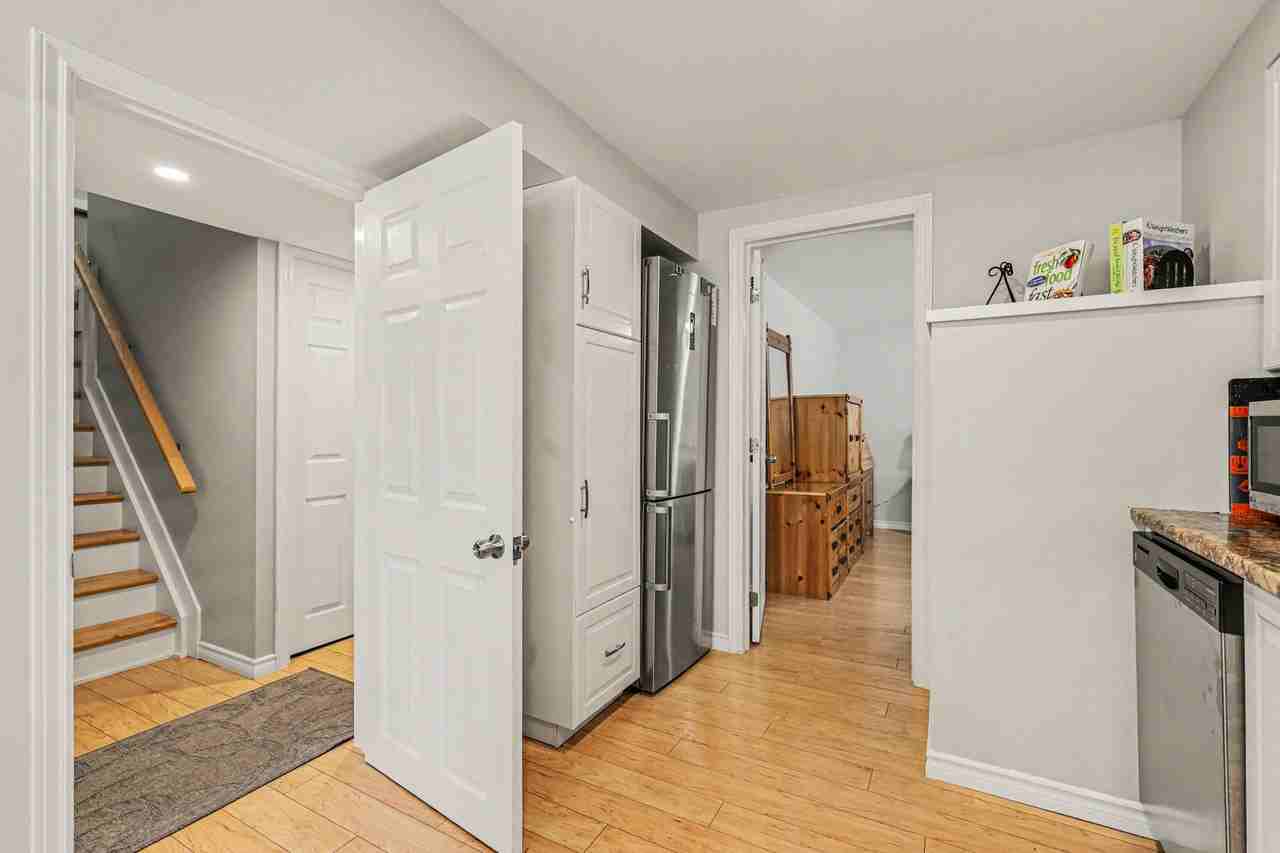 170 Anna Ave #1 - Photo 7 of 14