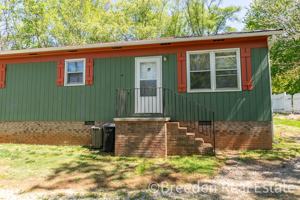 featured image of 124 Polly St #A