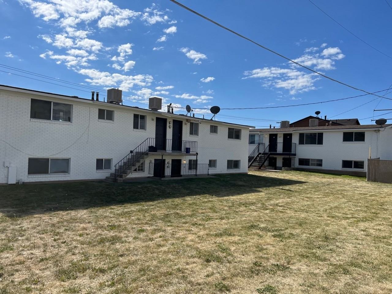 1900 West Apartments - Photo 5 of 8