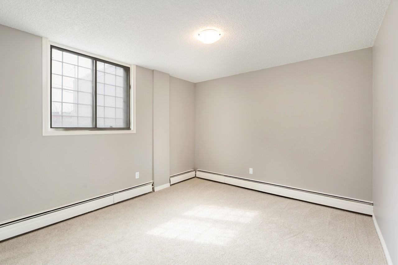 1337 13 Ave Sw #107 - Photo 7 of 13