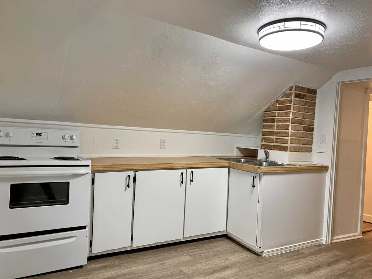 1411 E Sherman Ave #3 - Photo 3 of 7